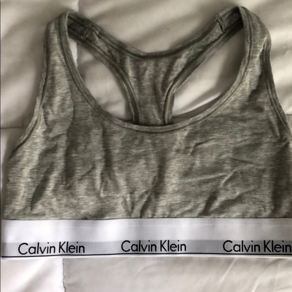 Calvin Klein Sports Bra Bralette Size Medium NWOT